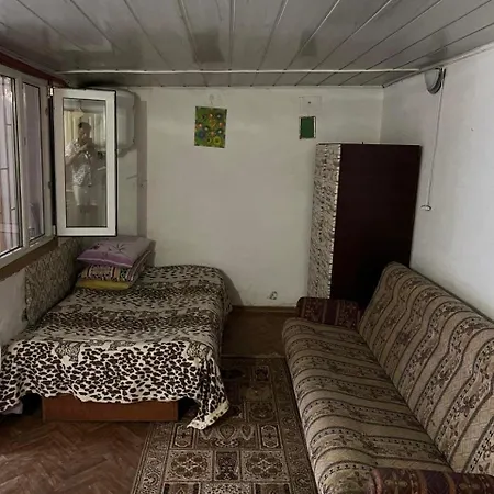 эконом жильё в одессе аркадия посуточно Apartment Odessa